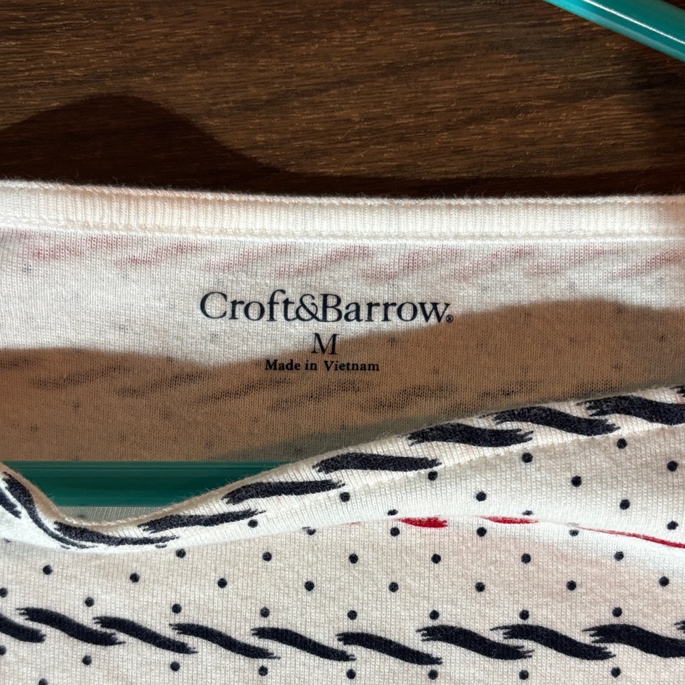 Croft & Barrow Women's Red and Black Striped Tee - Picture 2 of 3